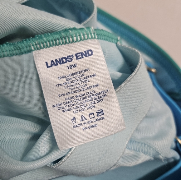 Land's End- Swimsuit Women's Plus Size 18W Blue and Green One-Piece. - Picture 6 of 6